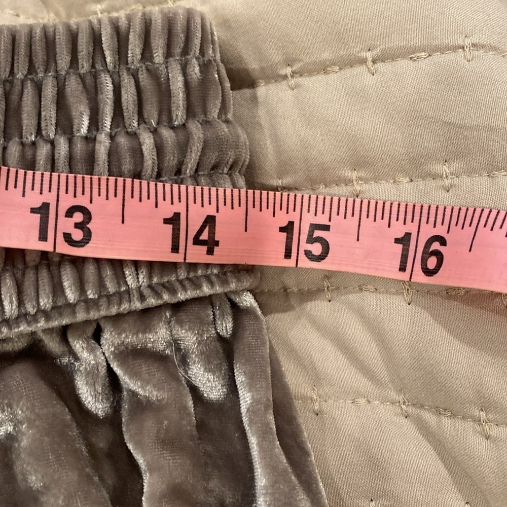 Mother The Lounger Ankle in Silver pants velvet size medium revolve - Picture 9 of 9